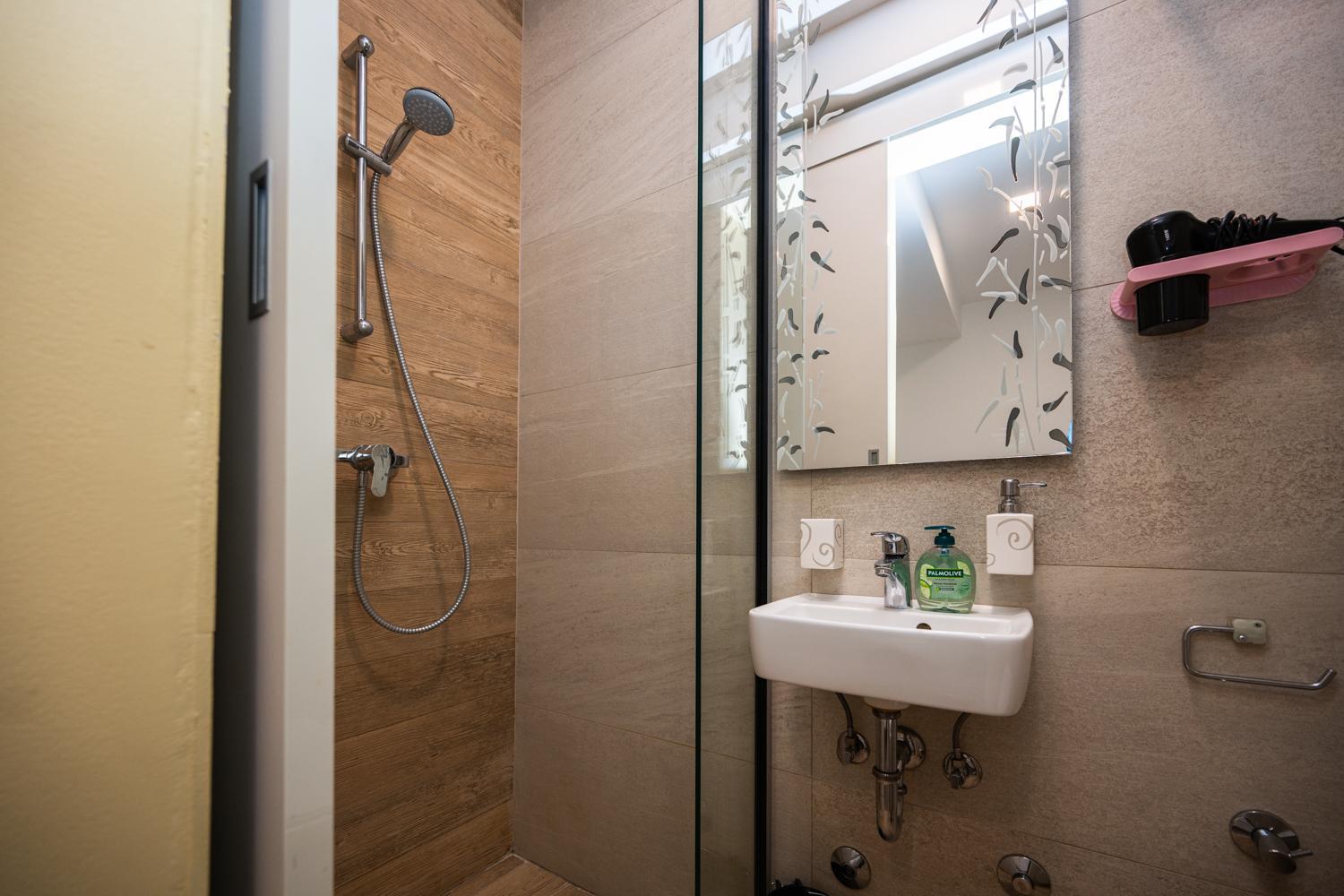 Modern And Design Apartments Near Cathedral Sarajevo Luaran gambar